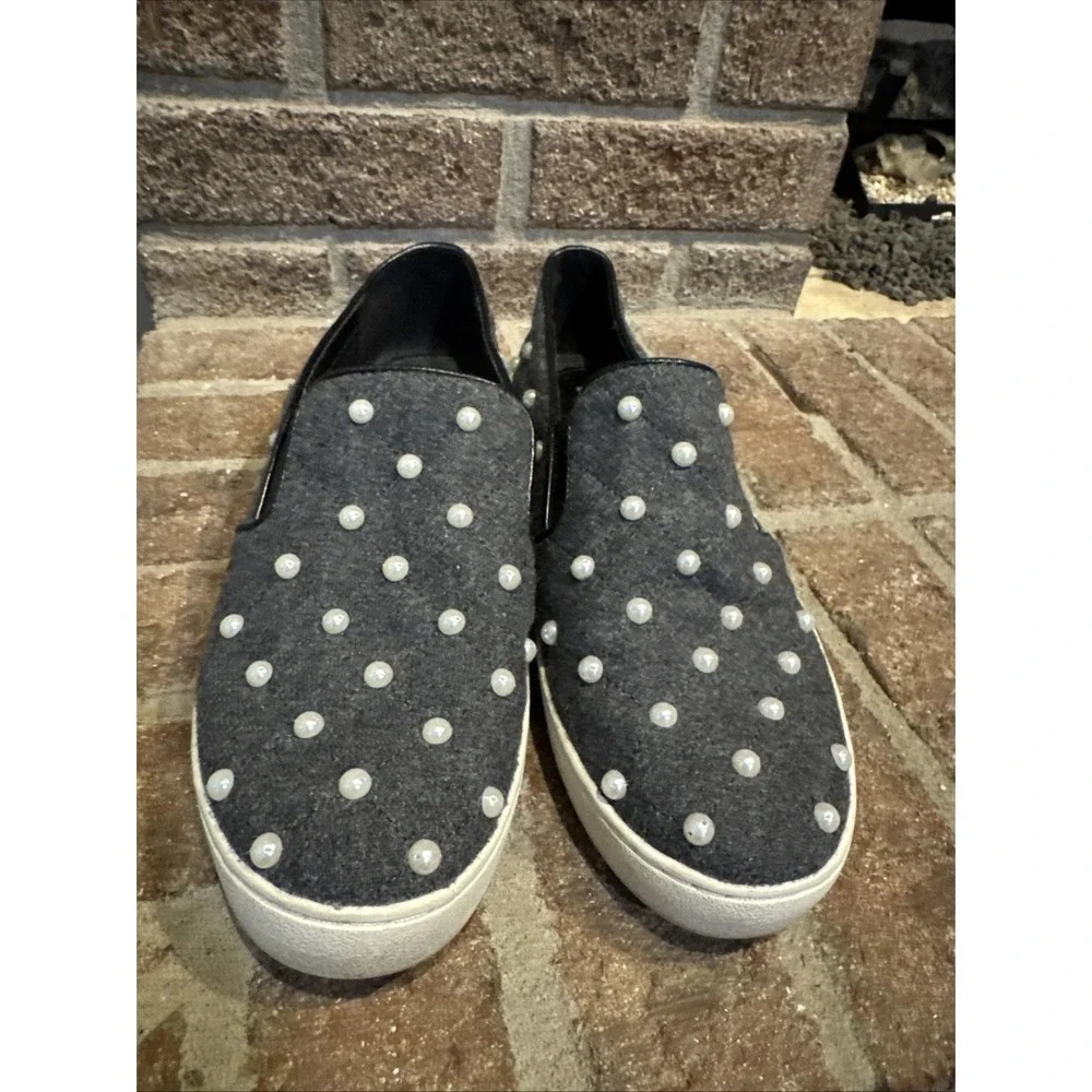 Michael‎ Kors Keaton Embellished Slip On Shoes Size 7.5M Gray With Pearls #131